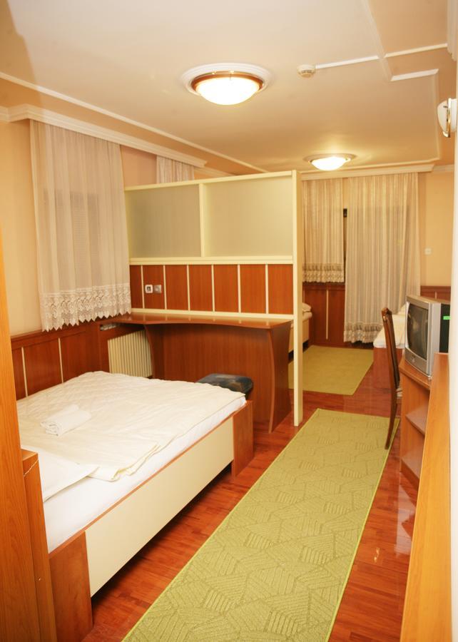 بانيا لوكا Motel Nana المظهر الخارجي الصورة