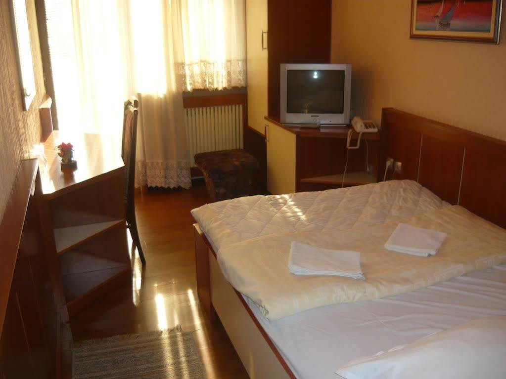 بانيا لوكا Motel Nana المظهر الخارجي الصورة